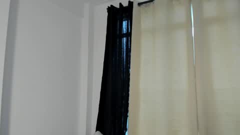 Emperatriz online show from April 21, 2026, 2:34 pm