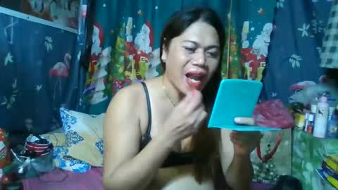 Snapshot of empress_del chatting on February 14, 2026, 7:21 pm empress_del online show from February 14, 2026, 7:21 pm