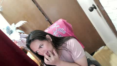 Snapshot of empressrheo chatting on February 7, 2025, 3:12 am empressrheo online show from February 7, 2025, 3:12 am