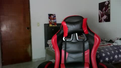 Snapshot of emr_master chatting on October 22, 2025, 3:18 am Emr online show from October 22, 2025, 3:18 am