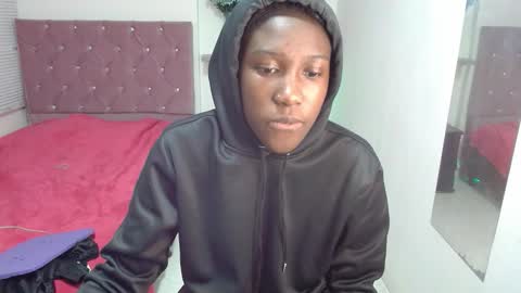 Snapshot of emyfuckpussy chatting on October 21, 2025, 12:17 pm emyfuckpussy online show from October 21, 2025, 12:17 pm