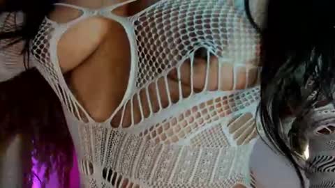 Snapshot of emysandoval chatting on July 18, 2026, 12:42 pm Emy online show from July 18, 2026, 12:42 pm