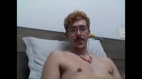 Snapshot of en11gma chatting on March 15, 2026, 3:23 am en11gma online show from March 15, 2026, 3:23 am