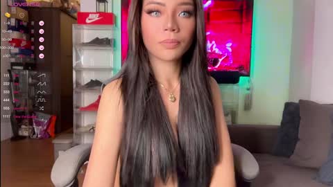 Snapshot of enchatressdixie chatting on January 15, 2025, 4:57 am dixie online show from January 15, 2025, 4:57 am