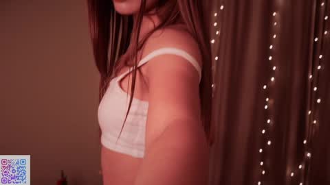 Mia online show from January 1, 2025, 2:30 am