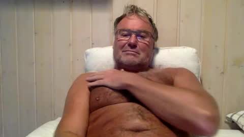 Snapshot of endurado chatting on October 17, 2025, 6:49 am endurado online show from October 17, 2025, 6:49 am