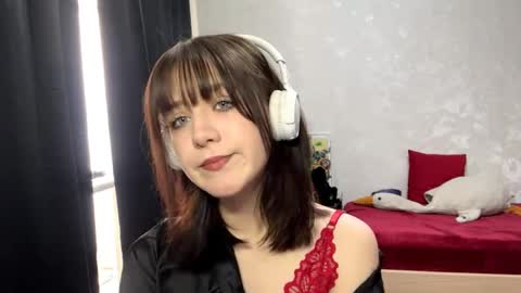 Snapshot of enedinahevia chatting on April 4, 2026, 5:16 am Margot online show from April 4, 2026, 5:16 am