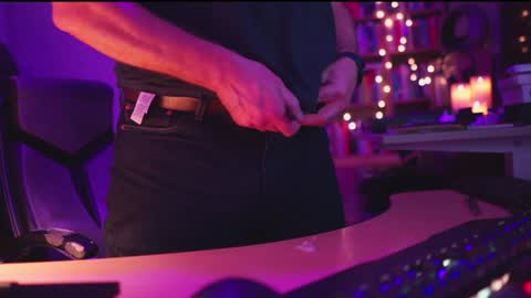 Snapshot of energybra chatting on January 25, 2025, 12:38 am uk online show from January 25, 2025, 12:38 am