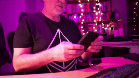 uk online show from April 3, 2026, 11:03 pm