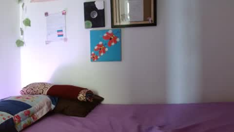 Snapshot of engel20042001 chatting on October 15, 2025, 12:05 pm engel20042001 online show from October 15, 2025, 12:05 pm