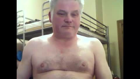 englishguysurrey online show from February 26, 2025, 10:31 pm