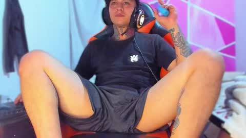 Snapshot of enjoymycock99 chatting on March 2, 2026, 7:15 am enjoymycock99 online show from March 2, 2026, 7:15 am