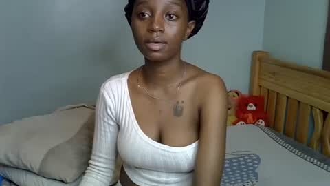 enkarxx online show from March 11, 2025, 7:48 am