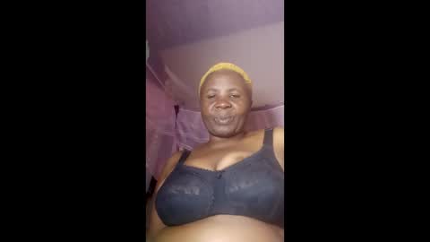 Snapshot of enkobe chatting on March 1, 2026, 10:06 am enkobe online show from March 1, 2026, 10:06 am