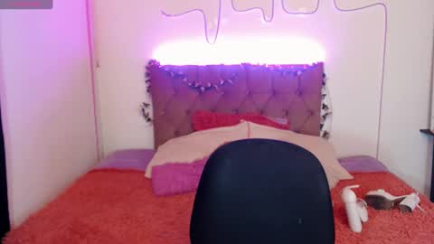 Enma Rojas online show from January 6, 2025, 6:41 pm