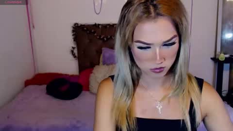 Enma Rojas online show from January 12, 2025, 8:03 pm