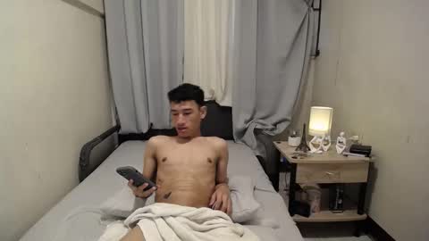 Snapshot of enzinoxx2024 chatting on October 7, 2025, 12:19 am enzo online show from October 7, 2025, 12:19 am