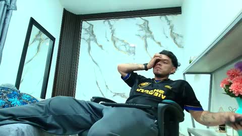    online show from February 3, 2026, 3:59 am