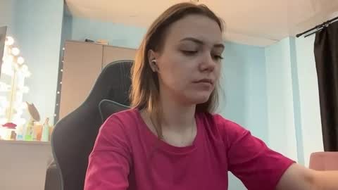 Lily online show from March 16, 2026, 12:06 am