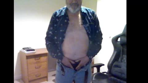 erasmus_d online show from October 19, 2025, 5:24 pm