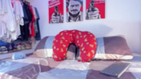 Snapshot of eren_blade_ chatting on December 19, 2025, 9:33 pm Tht BOSS Eren online show from December 19, 2025, 9:33 pm