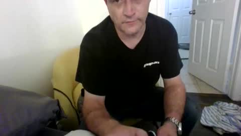 Snapshot of eric4698523103 chatting on June 4, 2026, 11:49 am eric4698523103 online show from June 4, 2026, 11:49 am