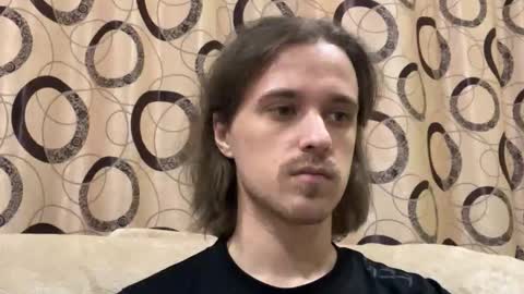 Snapshot of eric_blond chatting on November 2, 2025, 10:56 pm Eric online show from November 2, 2025, 10:56 pm