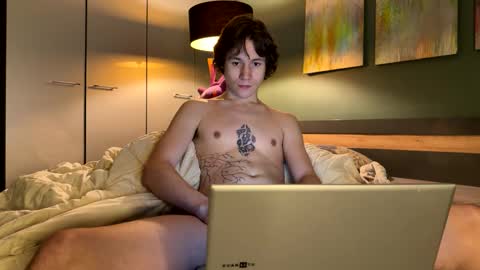 Snapshot of eric_carrotman chatting on November 15, 2025, 3:30 pm Eric Carrotman online show from November 15, 2025, 3:30 pm