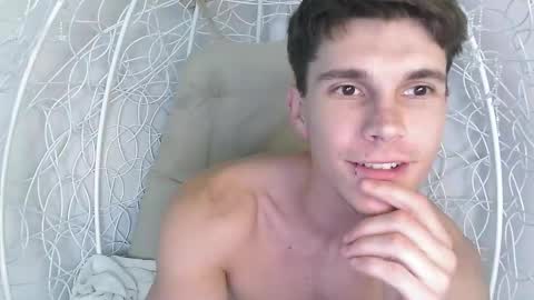 Eric Crush online show from October 2, 2025, 3:57 am