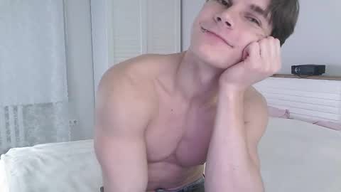 Eric Crush online show from February 17, 2026, 4:09 am