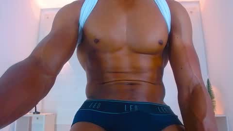 Snapshot of eric_latino chatting on January 12, 2025, 10:43 pm Eric Latino online show from January 12, 2025, 10:43 pm