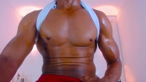 Snapshot of eric_latino chatting on January 26, 2025, 1:52 am Eric Latino online show from January 26, 2025, 1:52 am