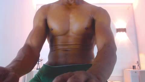 Snapshot of eric_latino chatting on March 11, 2025, 9:13 am Eric Latino online show from March 11, 2025, 9:13 am