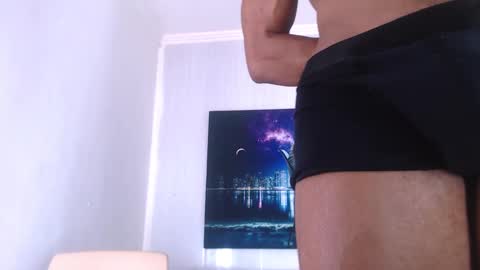 Snapshot of eric_latino chatting on September 12, 2025, 3:50 am Eric Latino online show from September 12, 2025, 3:50 am