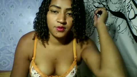 Snapshot of erica0586 chatting on September 21, 2025, 3:46 pm erica0586 online show from September 21, 2025, 3:46 pm
