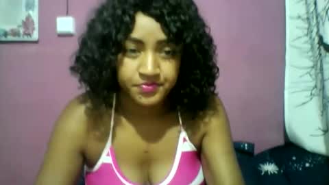 Snapshot of erica0586 chatting on November 17, 2025, 1:39 pm erica0586 online show from November 17, 2025, 1:39 pm