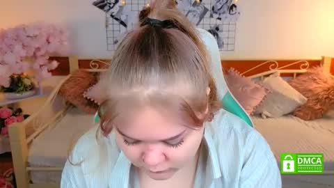 erica_love_ online show from February 16, 2026, 6:53 am