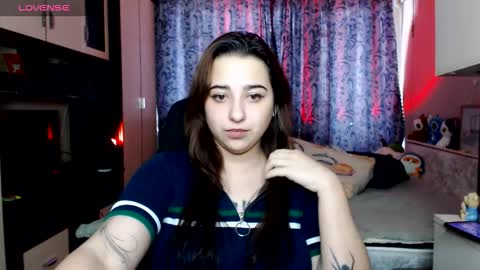 Snapshot of erica_mills chatting on November 20, 2025, 8:36 am erica_mills online show from November 20, 2025, 8:36 am