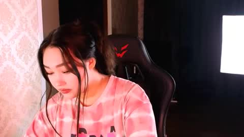 Snapshot of erica_wayne chatting on November 25, 2025, 10:26 am Erica Wayne online show from November 25, 2025, 10:26 am