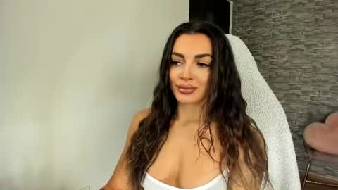 Riaaa online show from July 21, 2026, 4:59 am