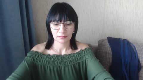 ericablack8 online show from October 1, 2025, 1:17 pm