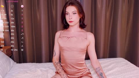 Snapshot of ericaglam chatting on December 8, 2024, 12:30 pm Erica online show from December 8, 2024, 12:30 pm