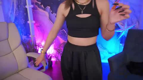 Erica online show from June 3, 2026, 1:46 pm