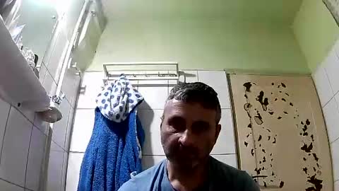 Snapshot of ericboy32 chatting on December 24, 2024, 12:11 am eric online show from December 24, 2024, 12:11 am