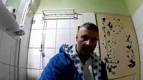 Snapshot of ericboy32 chatting on December 31, 2024, 1:36 am eric online show from December 31, 2024, 1:36 am