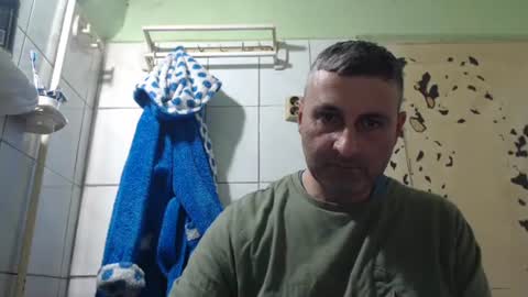 Snapshot of ericboy32 chatting on February 23, 2025, 2:04 pm eric online show from February 23, 2025, 2:04 pm