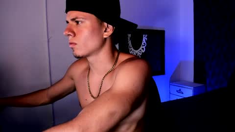Erick  online show from April 5, 2026, 12:30 am