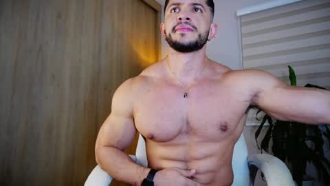 Snapshot of erick_thompson chatting on January 7, 2025, 10:41 pm Erick Thompson online show from January 7, 2025, 10:41 pm