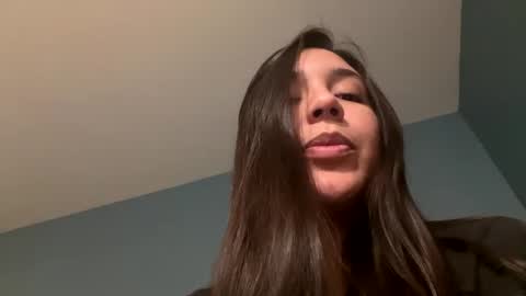 ErickaVee online show from December 3, 2024, 10:39 am