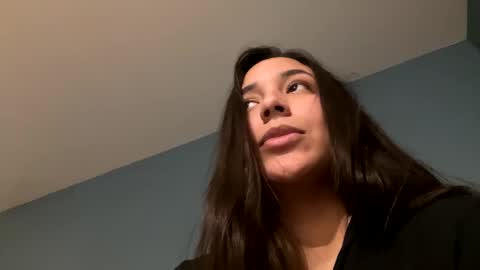 ErickaVee online show from December 6, 2024, 4:03 am